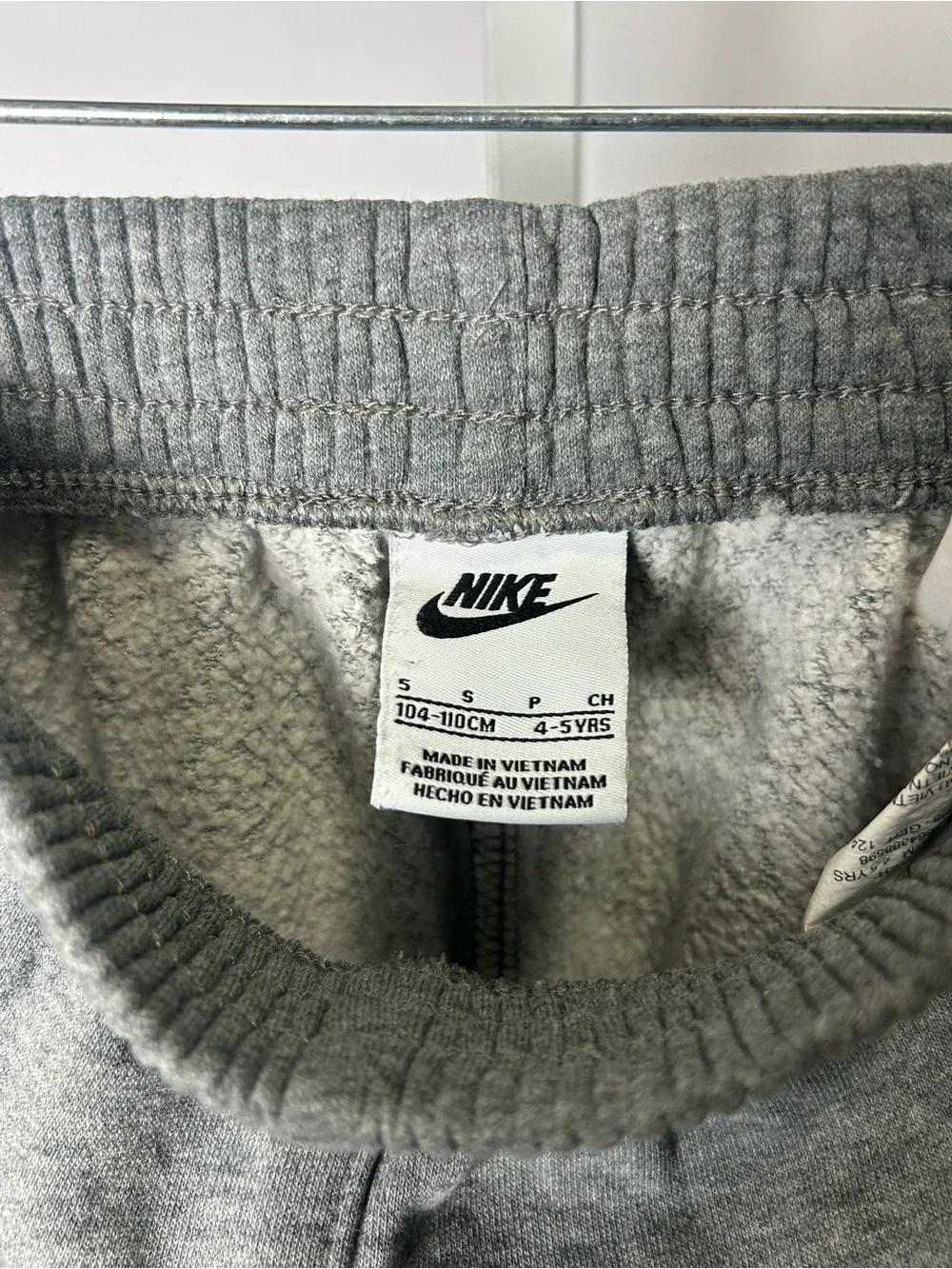 Nike Grey Hoodie and Joggers Set with White Swoosh - Picture 8 of 9